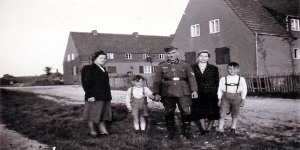 1942 Bild in der Siedlung Steterburg