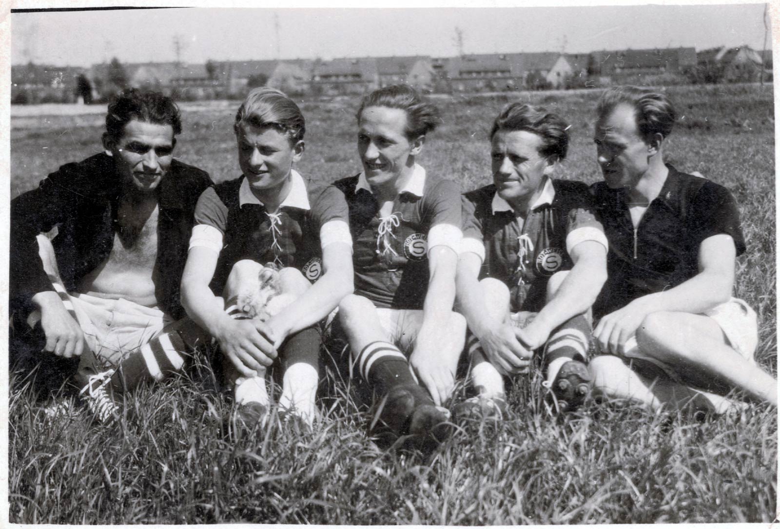1955 ca Handballer Rot Weiss